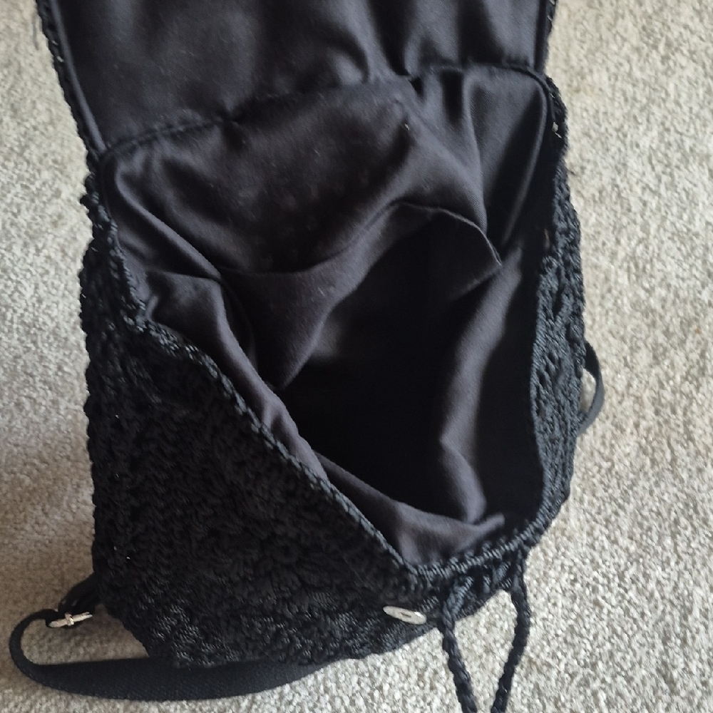 Mini Crochet Backpack - Picture 7 of 8